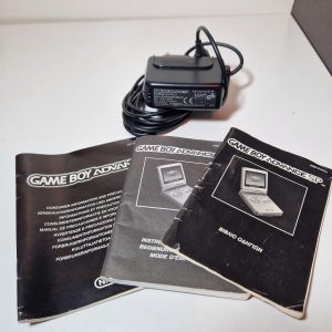 Nintendo Gameboy Sp manuals + charger
